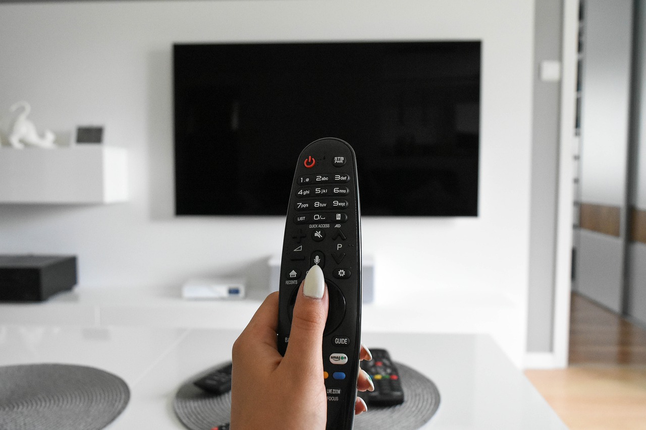 tv moderno 4k