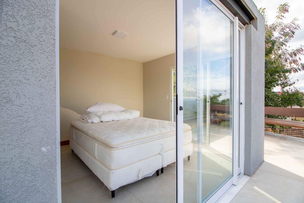 materasso alto tipologia americana